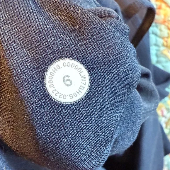 lululemon athletica wunder train shorts short - Picture 2 of 3